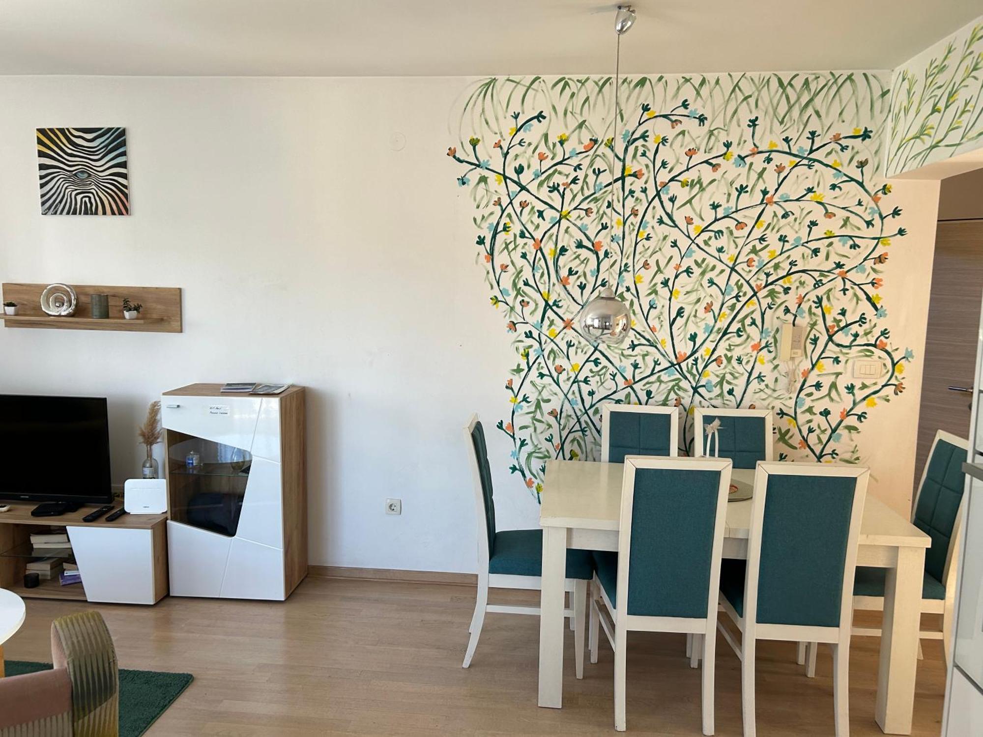 Ana'S 2 Bedrooms Lovely Flat 波德戈里察 外观 照片
